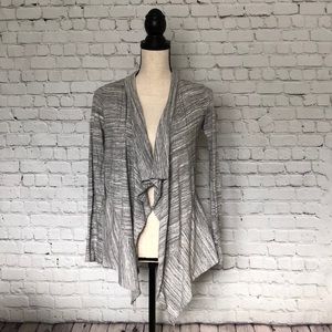 Romeo & Juliet Couture Cardigan Size Medium